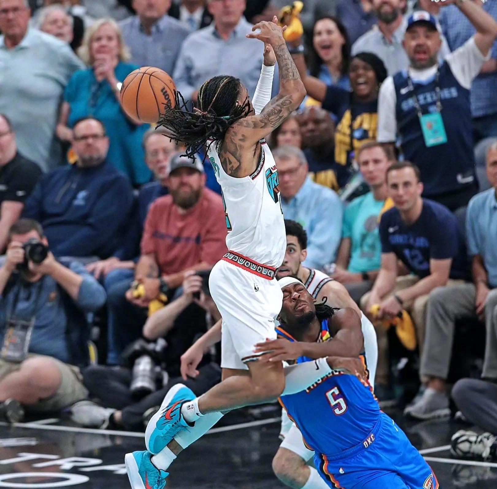 爱游戏官方入口-包含凯尔特人遭灰熊逆转，莫里斯单节揽下分无力阻挡对手反扑的词条