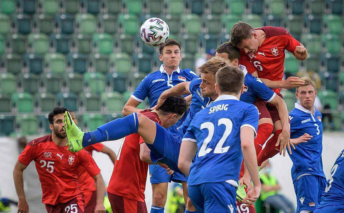 爱游戏官方-包含斯洛文尼亚战平对手，欧预赛横向发展的词条