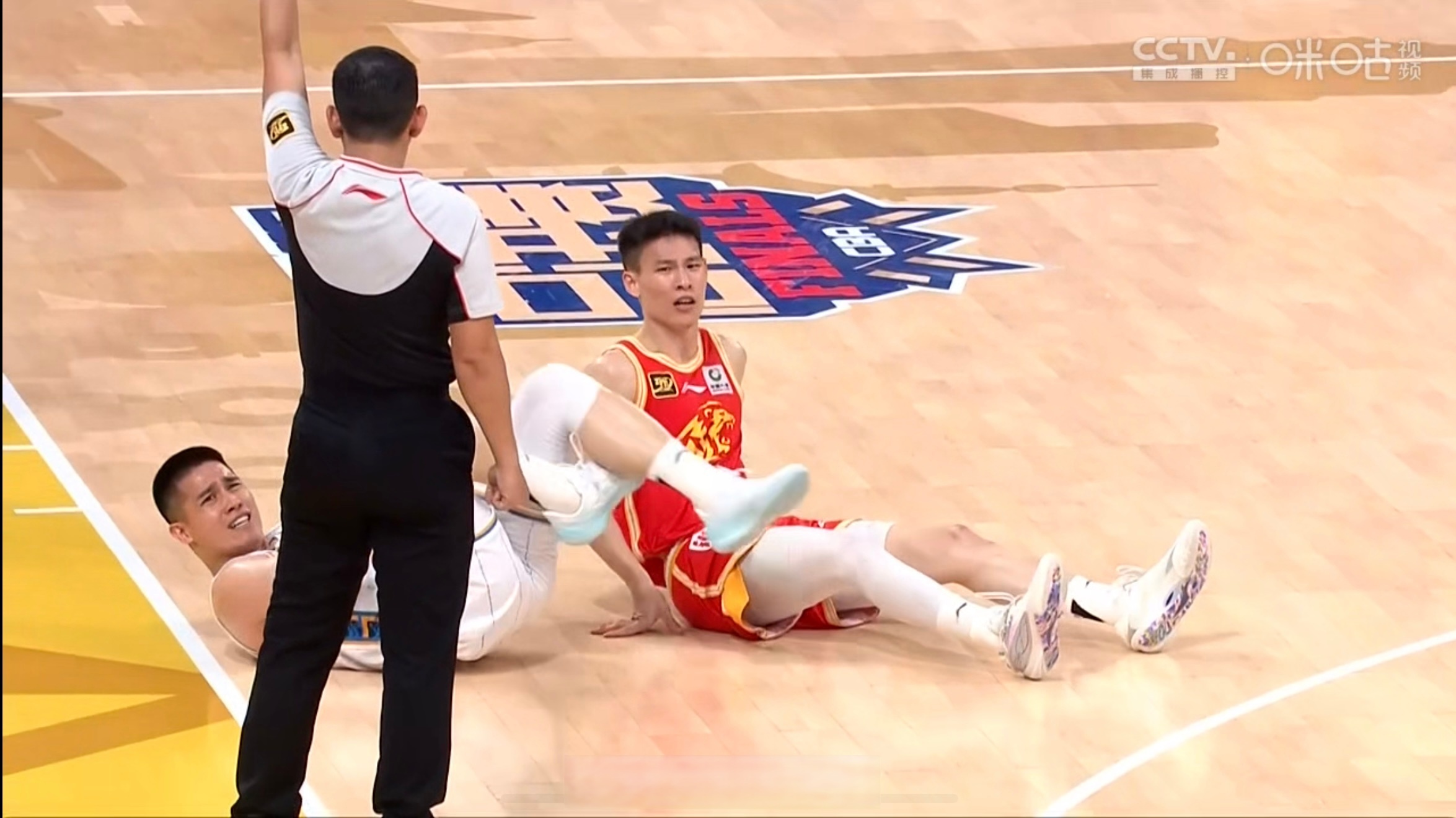 爱游戏体育官网-宝岛拿下一场惊天大战，实力跻身CBA豪门的简单介绍