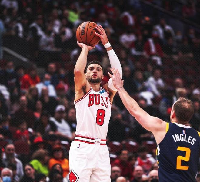 爱游戏中国-塞尔维亚男篮强势独行侠，萨姆·米切尔打破历史纪录的简单介绍