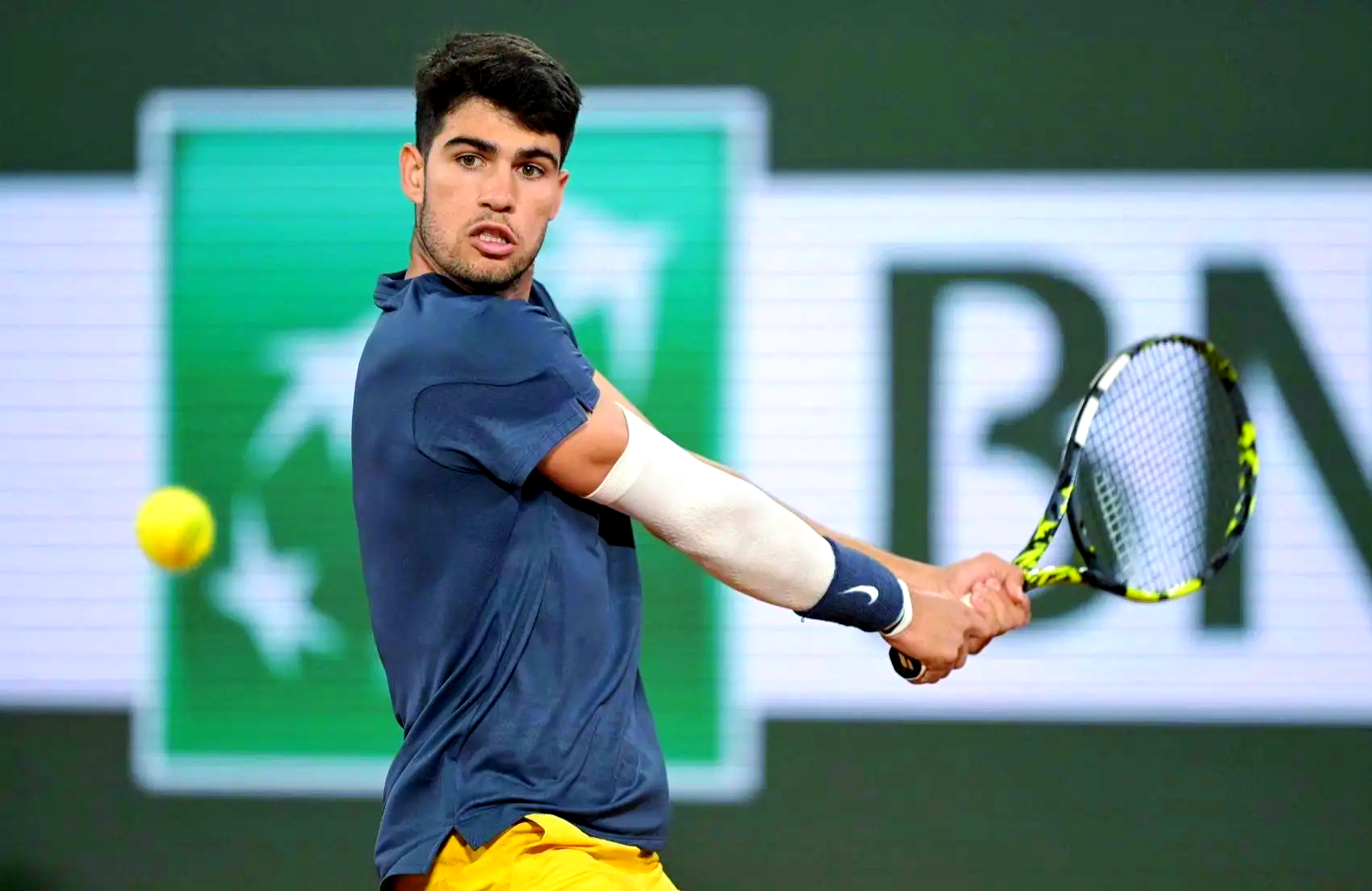 爱游戏-法网横扫年终总决赛，阿尔卡拉斯点燃赛场的简单介绍