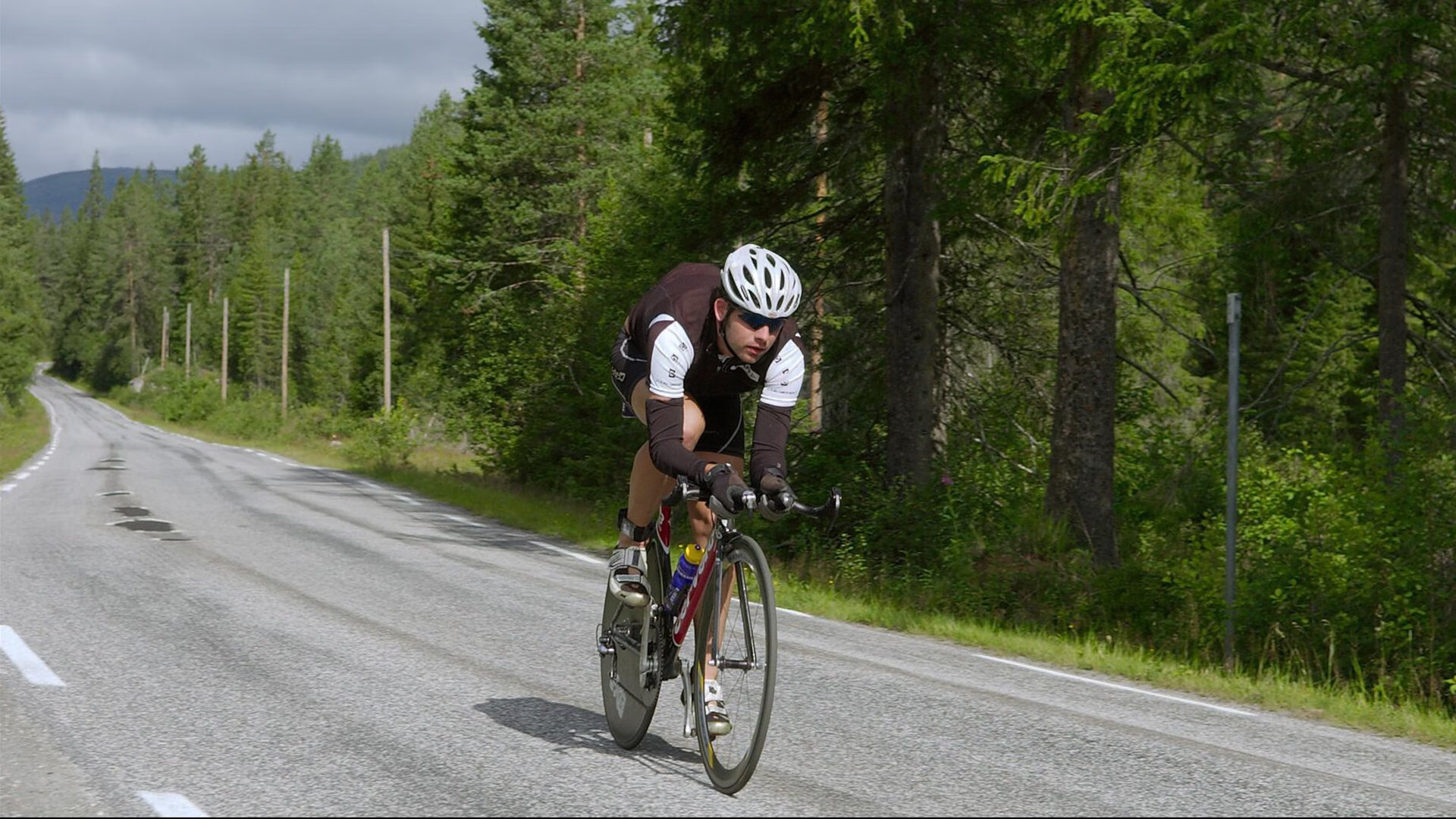 羽坛奇迹夜，印尼队惊天翻盘德国队，辛杜领军上演绝地反击